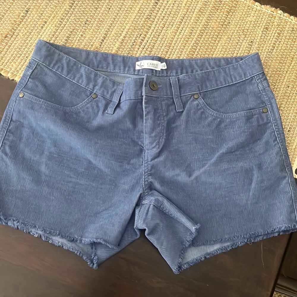Carve Designs Oahu 4" Corduroy Shorts